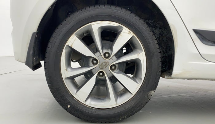 2017 Hyundai Elite i20 ASTA 1.2 (O), Petrol, Manual, 60,758 km, Right Rear Wheel