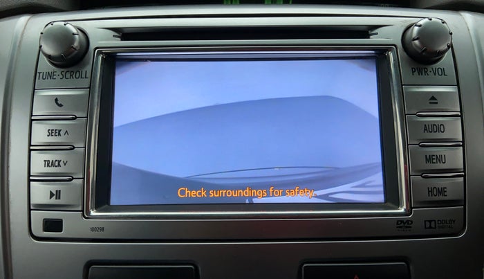 2014 Toyota Innova 2.5 VX 8 STR BS IV, Diesel, Manual, 70,285 km, Parking Camera