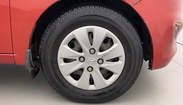 2012 Hyundai i10 SPORTZ 1.2, Petrol, Manual, 98,825 km, Right Front Wheel