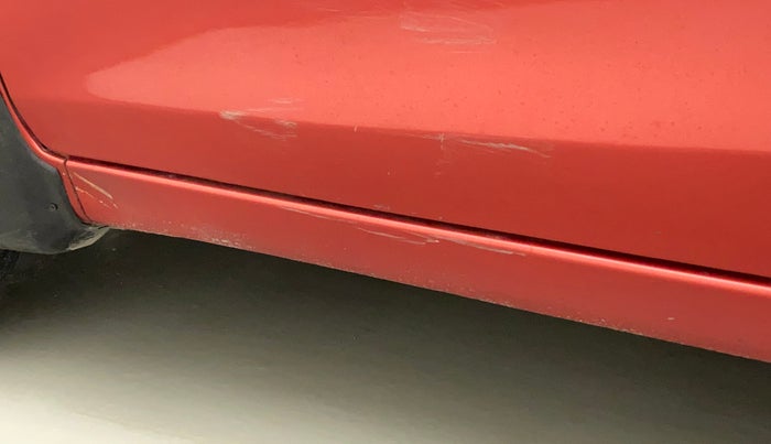 2015 Maruti Celerio VXI CNG, CNG, Manual, 73,915 km, Left running board - Minor scratches