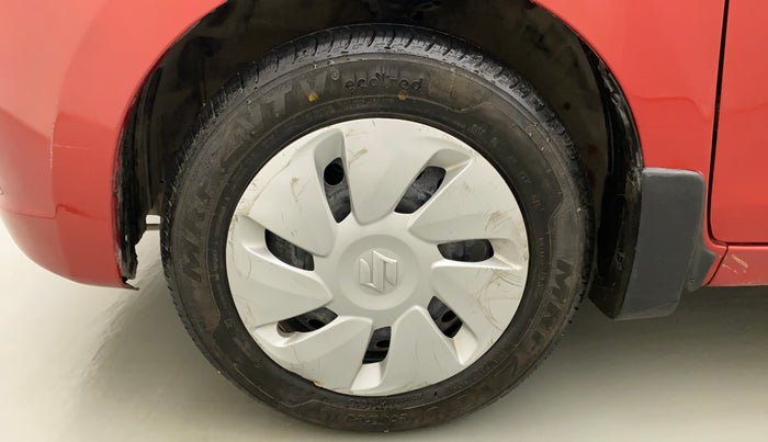 2015 Maruti Celerio VXI CNG, CNG, Manual, 73,915 km, Left Front Wheel