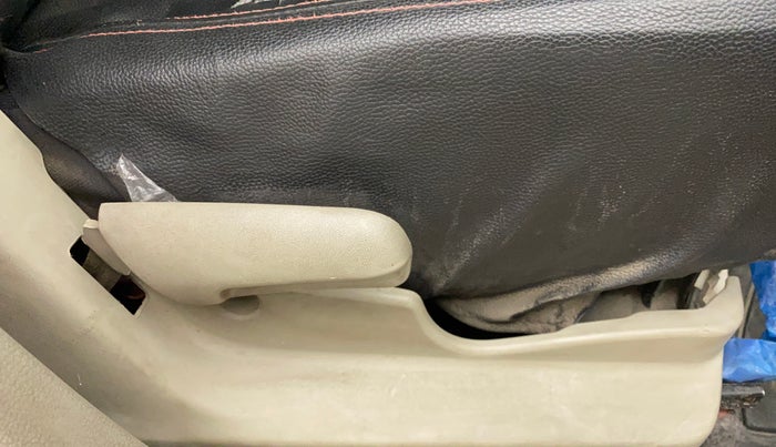 2015 Maruti Celerio VXI CNG, CNG, Manual, 73,915 km, Driver Side Adjustment Panel