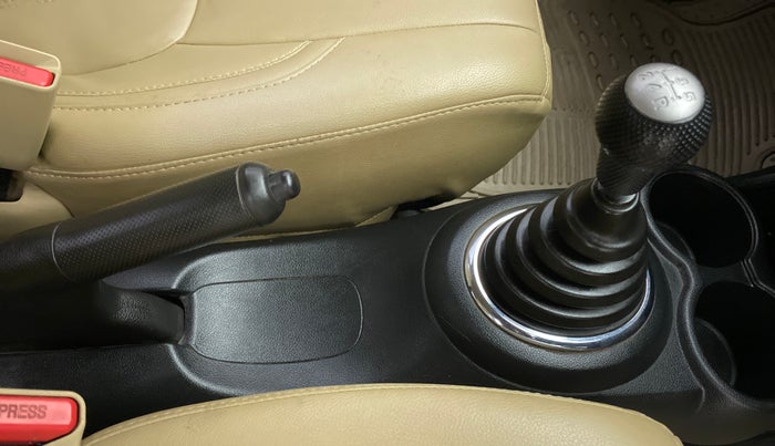 2014 Honda Amaze 1.2 SMT I VTEC, Petrol, Manual, 58,424 km, Gear Lever