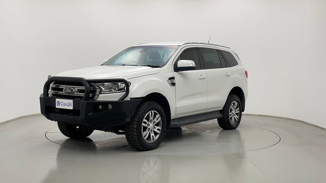 Left Front Diagonal (45- Degree) View