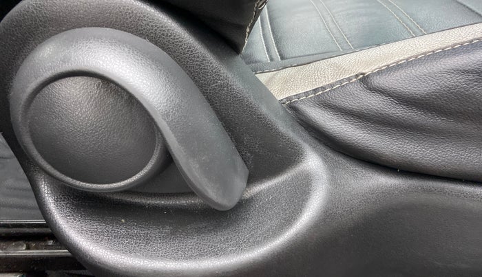 2018 Nissan Micra Active XL(O), Petrol, Manual, 47,101 km, Driver Side Adjustment Panel