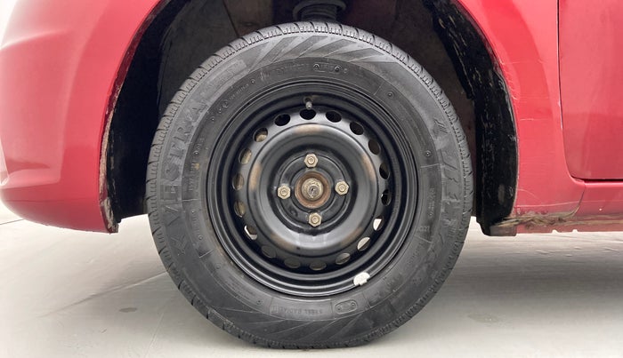 2018 Nissan Micra Active XL(O), Petrol, Manual, 47,101 km, Left Front Wheel