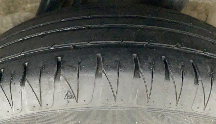 2017 Honda City V CVT, Petrol, Automatic, 81,702 km, Left Rear Tyre Tread