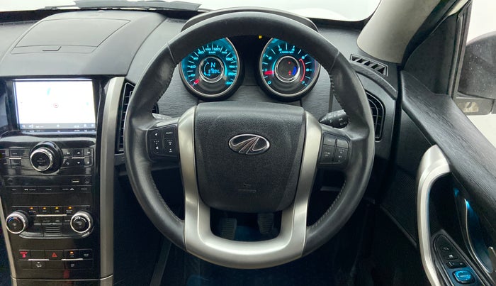 2019 Mahindra XUV500 W9, Diesel, Manual, 98,098 km, Steering Wheel Close Up
