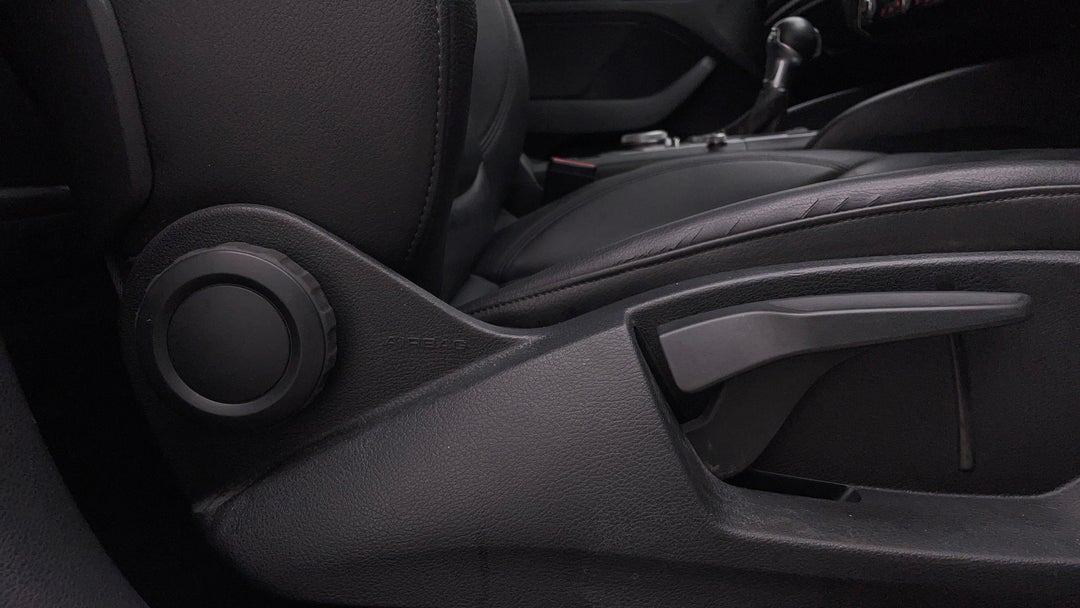 2016 Audi A3 Sportback 1.4 Tfsi Attraction, Automatic, 155241 km, Drivers Side Adjustment Panel