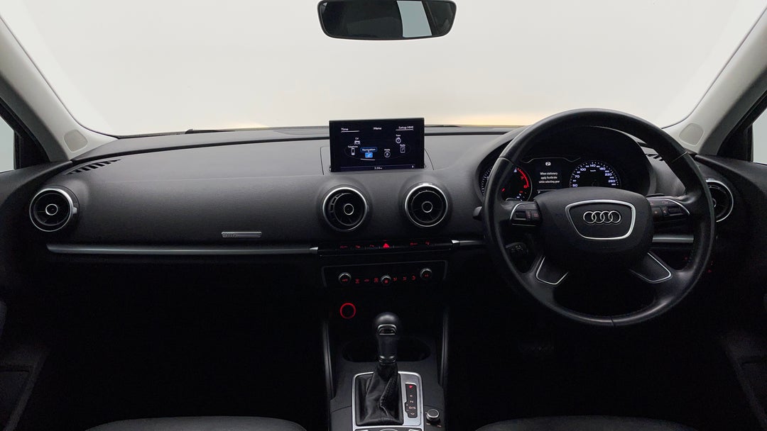 2016 Audi A3 Sportback 1.4 Tfsi Attraction, Automatic, 155241 km, Dashboard View