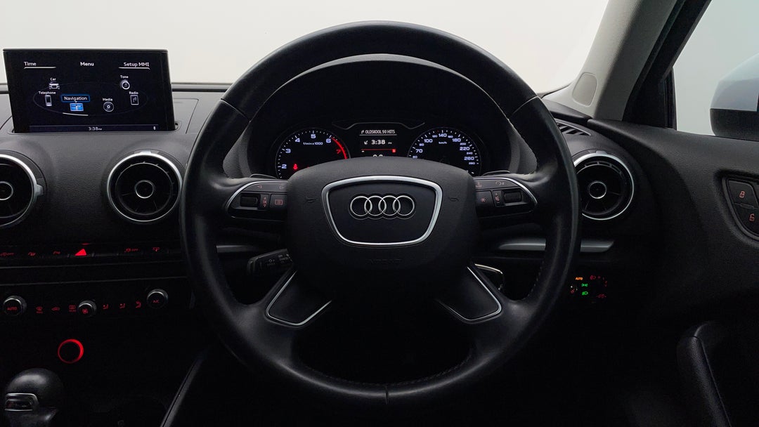 2016 Audi A3 Sportback 1.4 Tfsi Attraction, Automatic, 155241 km, Steering Wheel Close-up