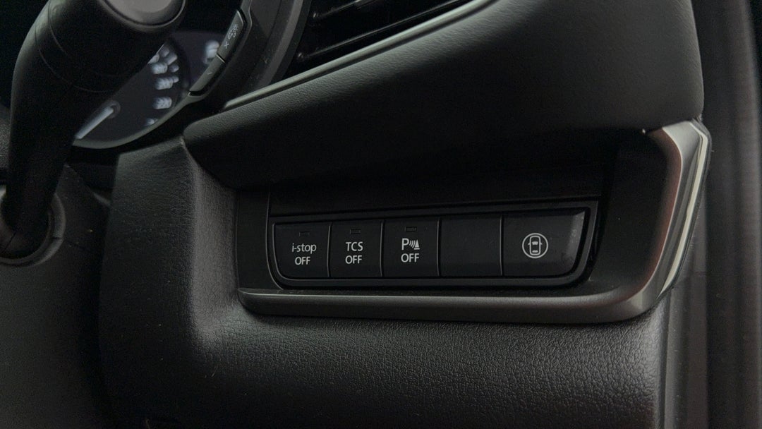 2021 Mazda CX-30 G20 Evolve (FWD), Automatic, 73307 km, Utility Switches/Buttons