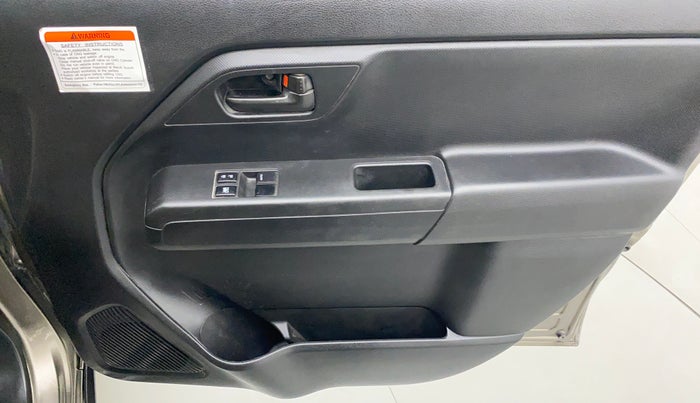 2019 Maruti New Wagon-R 1.0 Lxi (o) cng, CNG, Manual, 78,787 km, Driver Side Door Panels Control