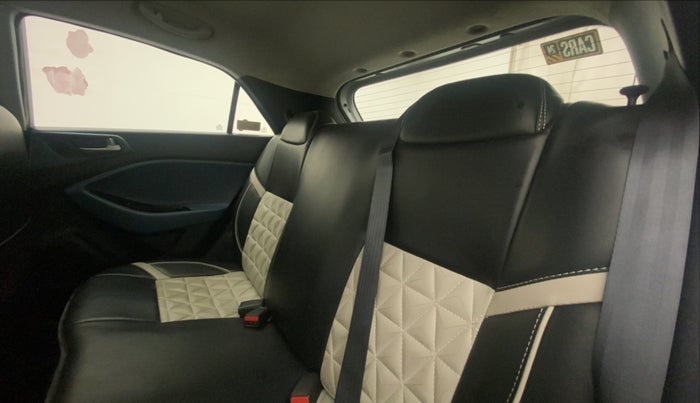 2017 Hyundai i20 Active 1.2 S, Petrol, Manual, 11,899 km, Right Side Rear Door Cabin