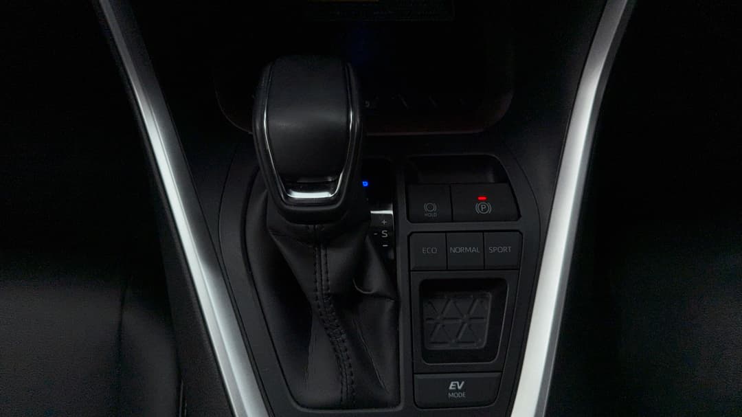 2021 Toyota RAV4 Cruiser (2WD) Hybrid, Automatic, 76412 km, Gear Lever 