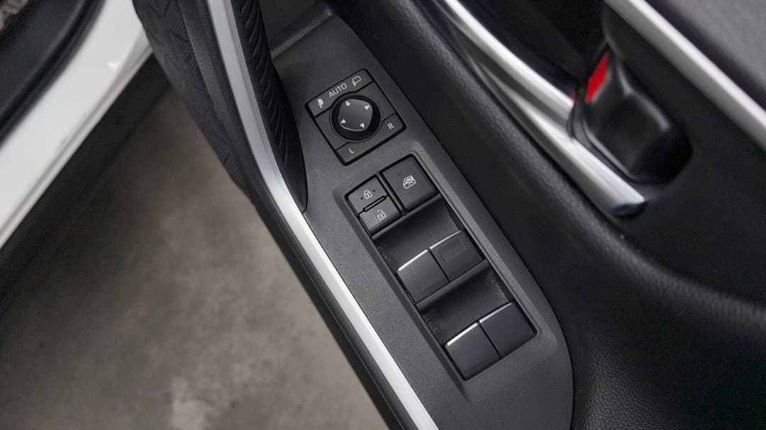 2021 Toyota RAV4 Cruiser (2WD) Hybrid, Automatic, 76412 km, Drivers Side Door Panel Controls