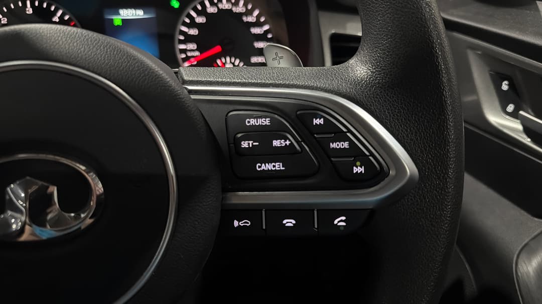2025 GWM Cannon Premium (4x4), Automatic, 24020 km, Cruise Control