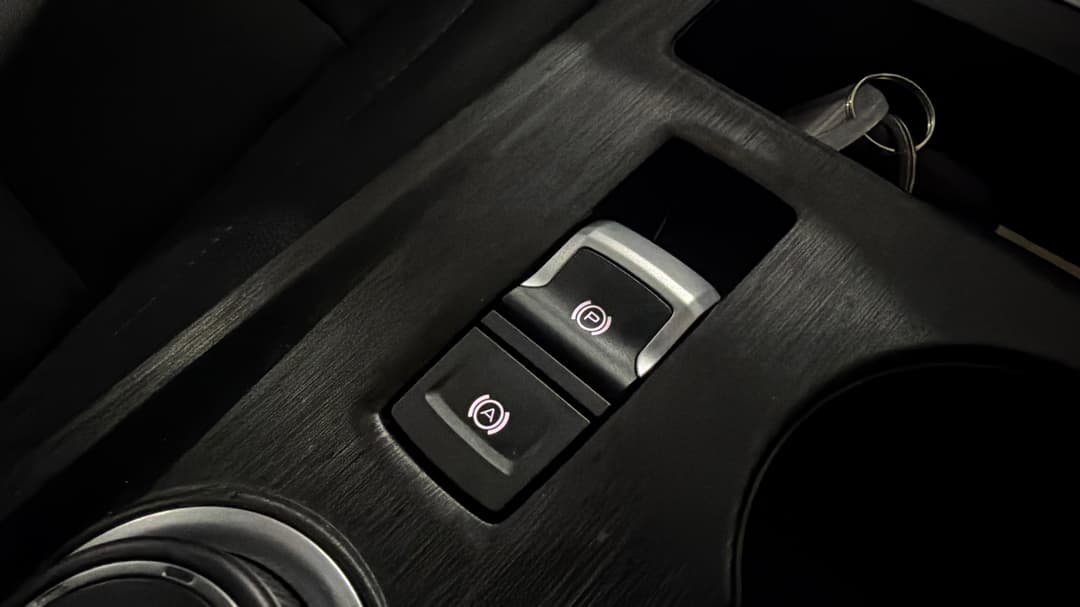 2025 GWM Cannon Premium (4x4), Automatic, 24020 km, Handbrake