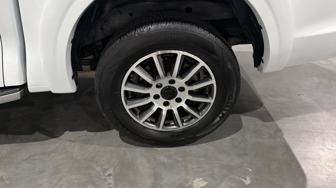 2025 GWM Cannon Premium (4x4), Automatic, 24020 km, Left Rear Wheel