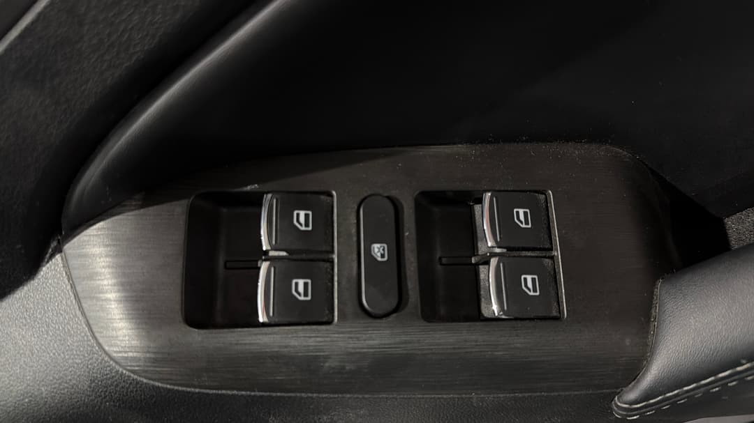 2025 GWM Cannon Premium (4x4), Automatic, 24020 km, Drivers Side Door Panel Controls