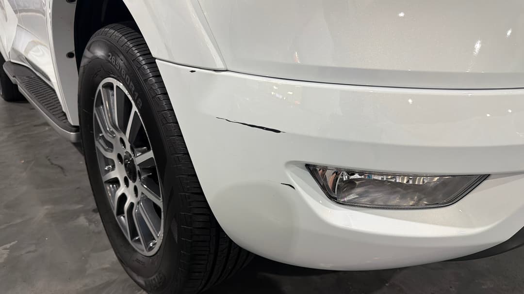 2025 GWM Cannon Premium (4x4), Automatic, 24020 km, Bumper Front Fade