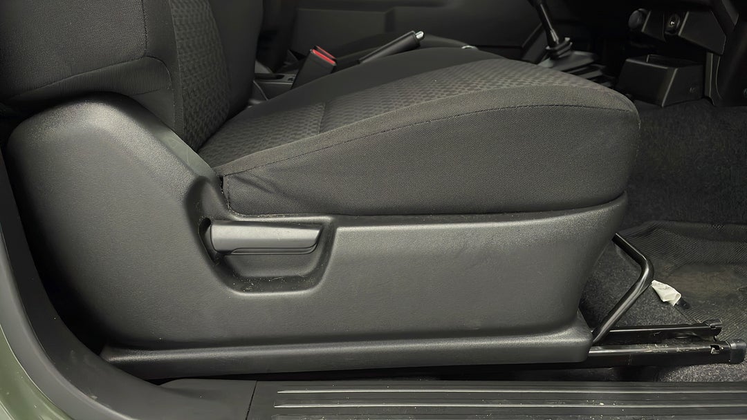 2021 Suzuki Jimny Glx (qld), Manual, 21635 km, Drivers Side Adjustment Panel