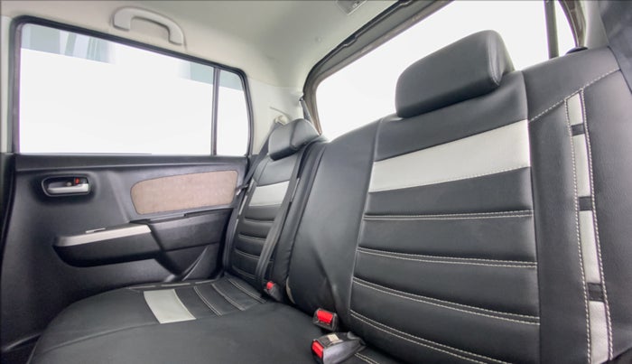 2016 Maruti Wagon R 1.0 VXI, Petrol, Manual, 55,397 km, Right Side Rear Door Cabin