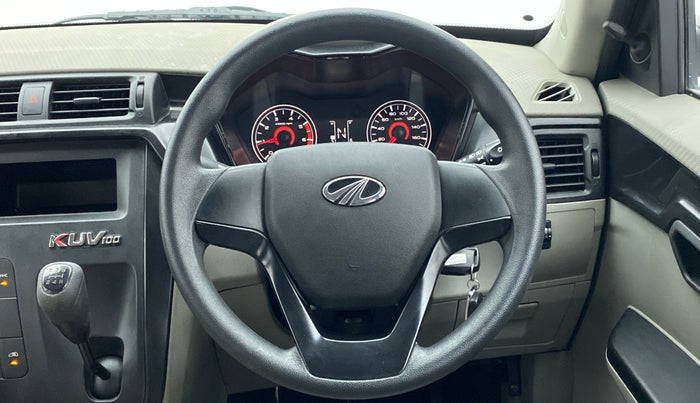2016 Mahindra Kuv100 K2 6 STR, Petrol, Manual, 40,429 km, Steering Wheel Close Up