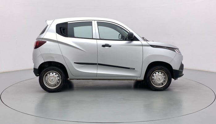 2016 Mahindra Kuv100 K2 6 STR, Petrol, Manual, 40,429 km, Right Side View