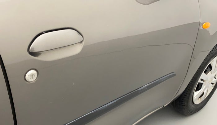 2016 Datsun Redi Go T (O), Petrol, Manual, 48,496 km, Driver-side door - Paint has faded