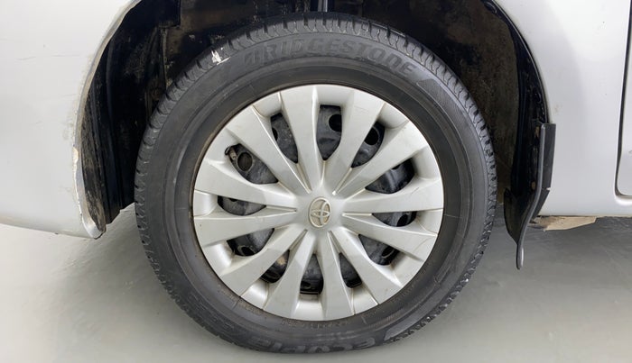 2011 Toyota Etios G, CNG, Manual, 84,437 km, Left Front Wheel