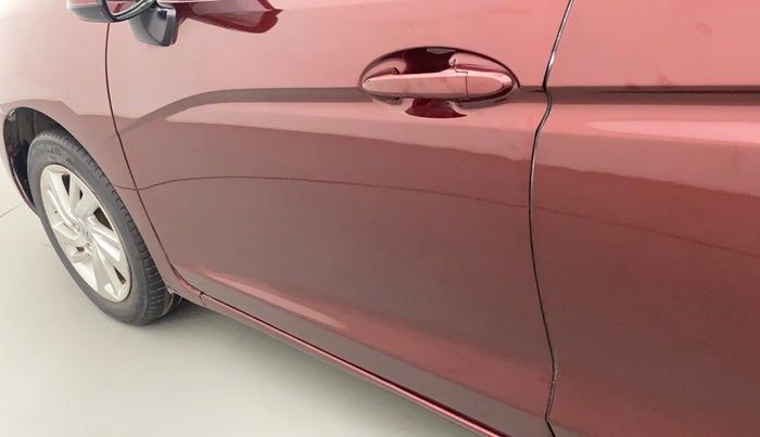 2017 Honda Jazz 1.2L I-VTEC V AT, Petrol, Automatic, 41,331 km, Front passenger door - Paint has faded