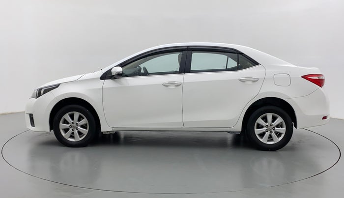 2016 Toyota Corolla Altis G AT, Petrol, Automatic, 60,853 km, Left Side