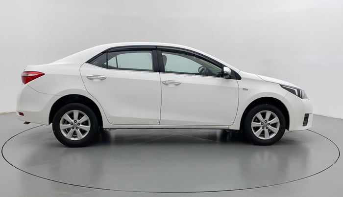 2016 Toyota Corolla Altis G AT, Petrol, Automatic, 60,853 km, Right Side