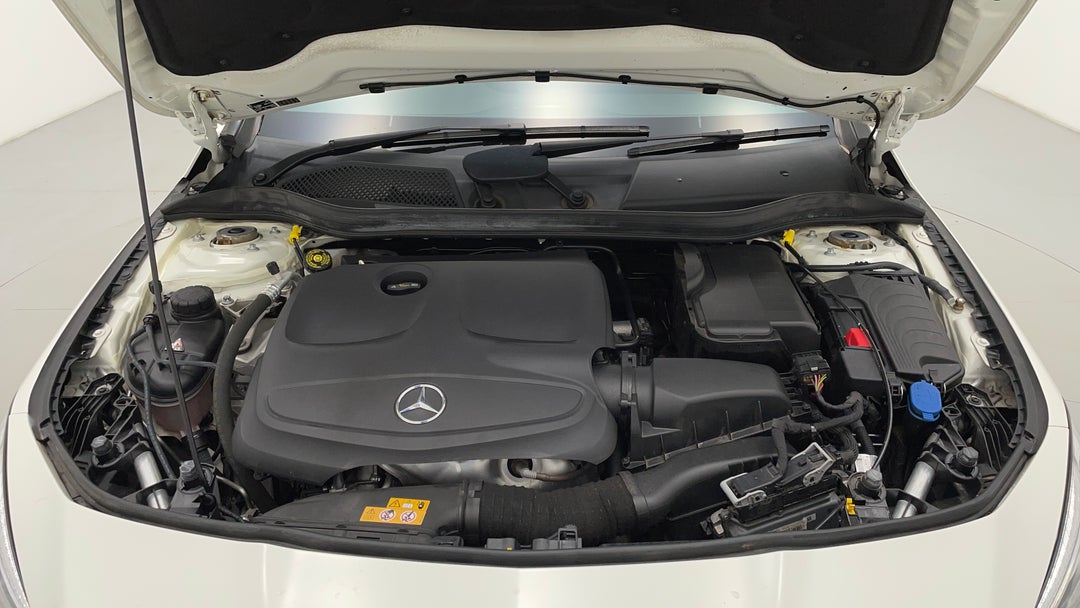 Open Bonnet (Engine)