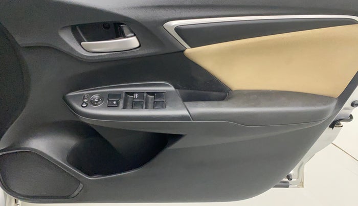 2017 Honda Jazz 1.2L I-VTEC V, Petrol, Manual, 77,900 km, Driver Side Door Panels Control