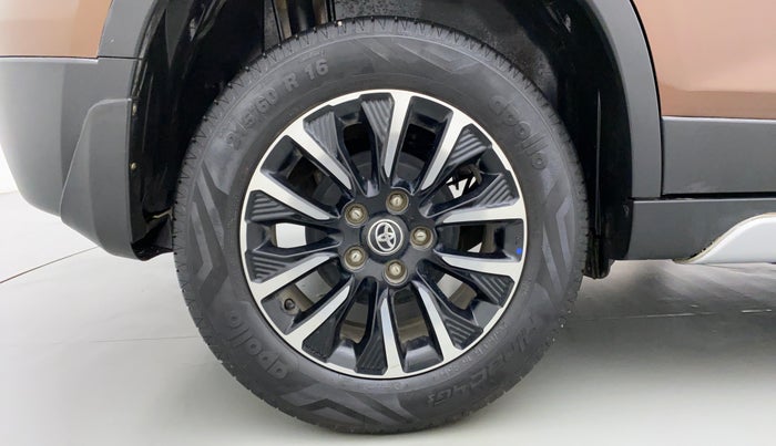 2020 Toyota URBAN CRUISER PREMIUM DUAL TONE AT, Petrol, Automatic, 15,872 km, Right Rear Wheel