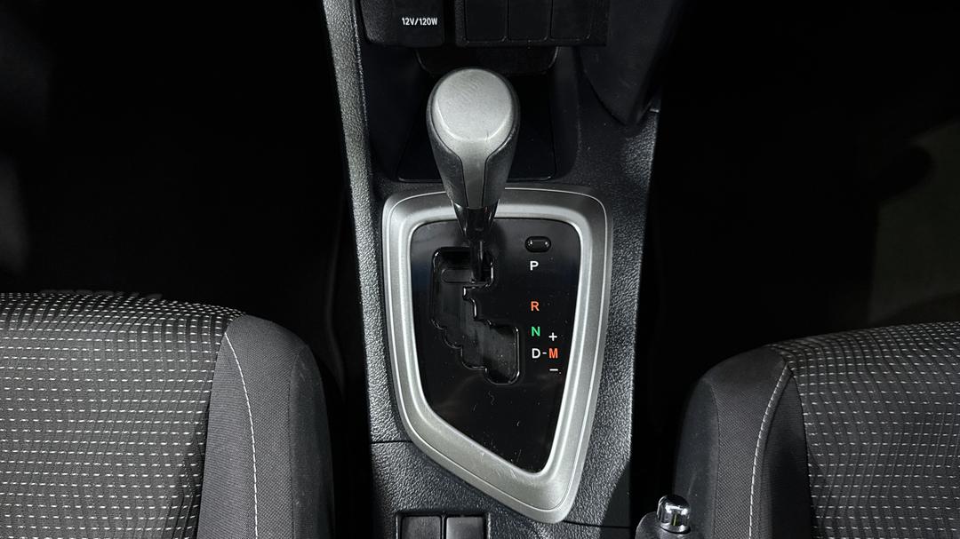 2014 Toyota Corolla Ascent Sport, Automatic, 87517 km, Gear Lever 