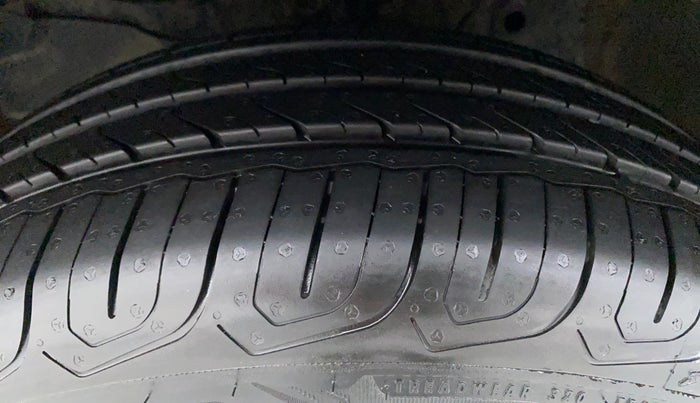 2016 Honda Jazz 1.2 V AT, Petrol, Automatic, 34,569 km, Left Front Tyre Tread