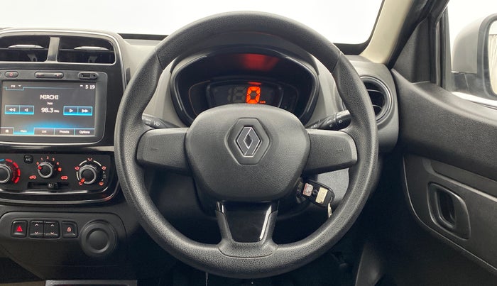 2017 Renault Kwid 1.0 RXT, Petrol, Manual, 38,903 km, Steering Wheel Close Up