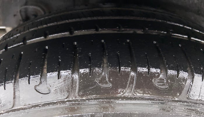 2018 Hyundai Xcent E PLUS, Petrol, Manual, 47,188 km, Right Rear Tyre Tread