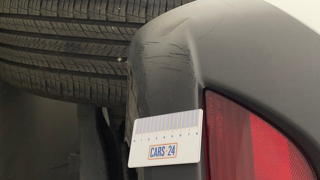 Bumper Rear Scratch