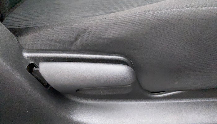 2017 Maruti Swift VDI ABS, Diesel, Manual, 62,373 km, Driver Side Adjustment Panel