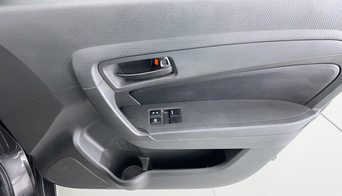 2016 Maruti Vitara Brezza LDI OPT, Diesel, Manual, 29,311 km, Driver Side Door Panels Control