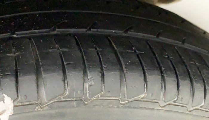 2018 Tata TIGOR XZ PETROL, Petrol, Manual, 40,031 km, Left Rear Tyre Tread