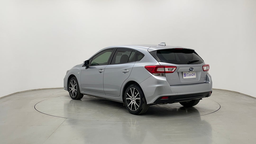 Left Back Diagonal (45- Degree) View