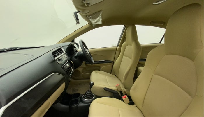 2017 Honda Amaze 1.2L I-VTEC SX, Petrol, Manual, 97,411 km, Right Side Front Door Cabin