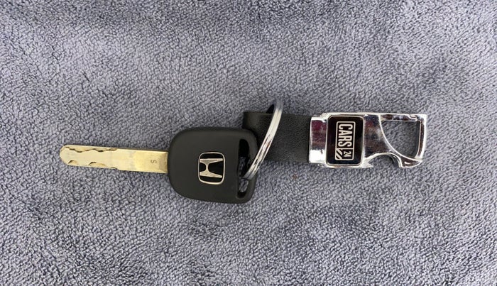 2014 Honda Amaze 1.2L I-VTEC EX, Petrol, Manual, 57,098 km, Key Close Up