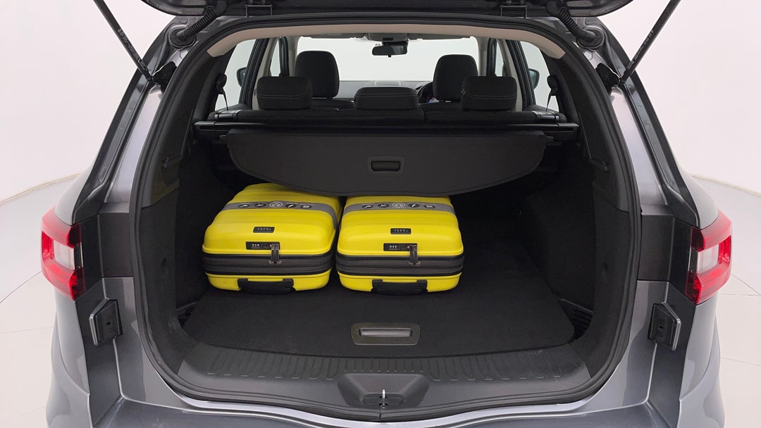 2022 Renault Koleos Life (4x2), Automatic, 34736 km, Boot Inside View with Luggage