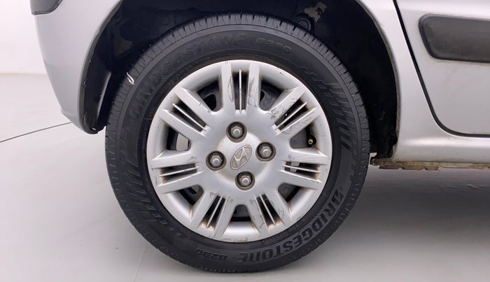 2013 Hyundai Santro Xing GLS, Petrol, Manual, 76,196 km, Right Rear Wheel